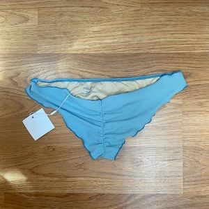 Posh Pua Niu bottom - M - Foam - NWT